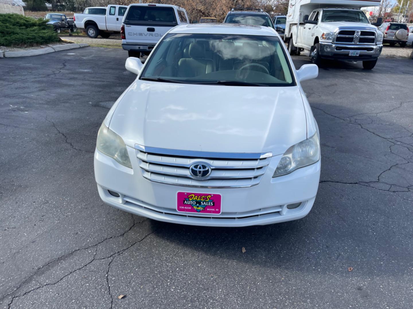 2006 Alpine White /Tan Toyota Avalon XLS (4T1BK36B26U) with an 3.5 V6 engine, AT transmission, located at 813 E Fairview Ave, Meridian , ID, 83642, (208) 336-8230, 43.618851, -116.384010 - Photo#3